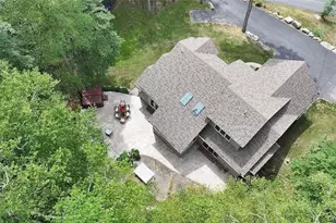 224 Lakeshore Dr, Monticello, NY 12701 - Photo 2