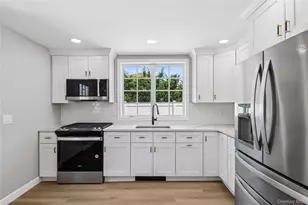11 Park Ave, Babylon, NY 11702 - Photo 4