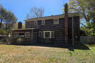 7 Michael Pl, Nesconset, NY 11767 - Photo 2