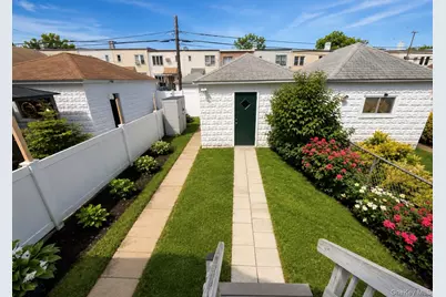 7836 75th Street, Glendale, NY 11385 - Photo 22