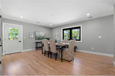845 Islip Avenue, Central Islip, NY 11722 - Photo 10