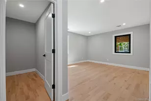 845 Islip Ave, Central Islip, NY 11722 - Photo 18
