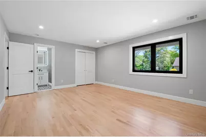 845 Islip Avenue, Central Islip, NY 11722 - Photo 20