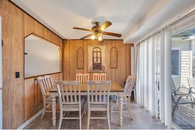 45 Dogwood Road, West Islip, NY 11795 - Photo 12