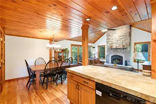299 Baxtertown Rd, Fishkill, NY 12524 - Photo 8