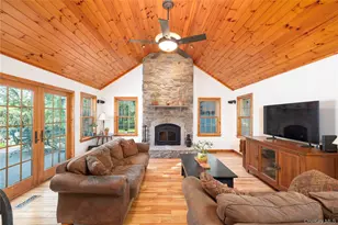 299 Baxtertown Rd, Fishkill, NY 12524 - Photo 4