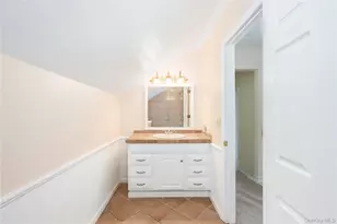 299 Baxtertown Rd, Fishkill, NY 12524 - Photo 18