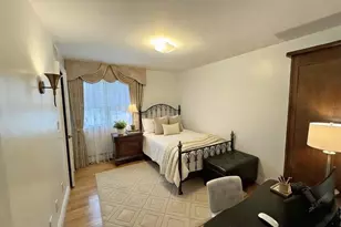 253-12 58th Ave, Little Neck, NY 11362 - Photo 16