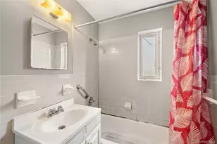 225-08 Stronghurst Ave, Queens Village, NY 11427 - Photo 8