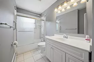 58 Oakridge Dr, Bay Shore, NY 11706 - Photo 28