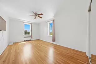 2080 Barnes Ave Barnes Ave, Bronx, NY 10462 - Photo 10
