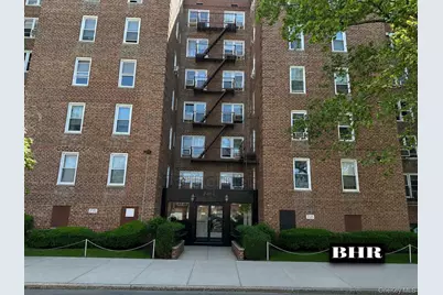 2461 E 29th Street #1F, Brooklyn, NY 11235 - Photo 1