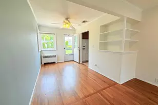 8 E Gate, Plainview, NY 11803 - Photo 4