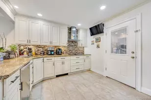 55 Prospect Ave, Brentwood, NY 11717 - Photo 2