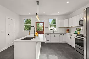 7 Clinton Pl, Suffern, NY 10901 - Photo 16