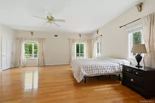12 Phillips Ln, Lake Grove, NY 11755 - Photo 18