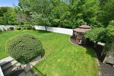 12 Phillips Lane, Lake Grove, NY 11755 - Photo 34