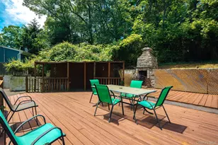 33 Port Washington Rd, Sound Beach, NY 11789 - Photo 20
