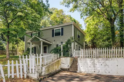 33 Port Washington Road, Sound Beach, NY 11789 - Photo 16