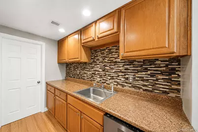 140 Golf Lane, Medford, NY 11763 - Photo 8