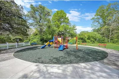 140 Golf Lane, Medford, NY 11763 - Photo 38