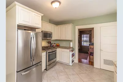 17 Streit Avenue, Poughkeepsie, NY 12603 - Photo 8