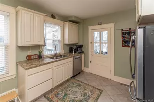17 Streit Ave, Poughkeepsie, NY 12603 - Photo 6