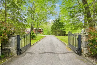27 Cat Ridge Road, North Salem, NY 10560 - Photo 2