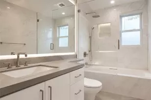 5 Eaton Rd, Syosset, NY 11791 - Photo 16