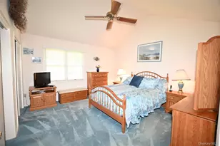 347 Oakwood Ave, Bayport, NY 11705 - Photo 8