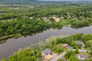 86 Shore Blvd, Slate Hill, NY 10973 - Photo 10