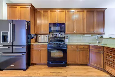 506 Southview Drive, Poughkeepsie, NY 12601 - Photo 18