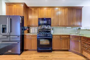 506 Southview Dr, Poughkeepsie, NY 12601 - Photo 18