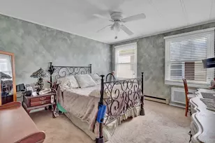 131 Village Cir W, Manorville, NY 11949 - Photo 10
