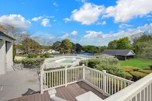 131 Village Cir W, Manorville, NY 11949 - Photo 28