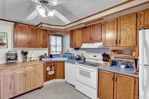 131 Village Cir W, Manorville, NY 11949 - Photo 6