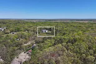 3172 Sound Ave, Calverton, NY 11933 - Photo 10