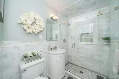 40 Hanson Lane, New Rochelle, NY 10804 - Photo 20
