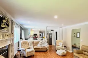 15 Silas Woods Rd, Manorville, NY 11949 - Photo 10
