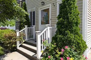 56 Dail St, New Hyde Park, NY 11040 - Photo 2