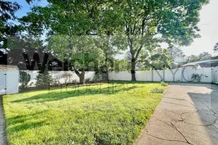 211 W 22nd, Huntington Station, NY 11746 - Photo 2