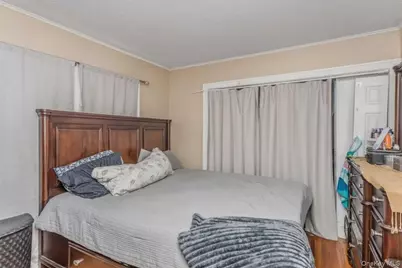 237 Rhodes Avenue, Hempstead, NY 11550 - Photo 12