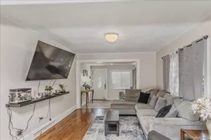 237 Rhodes Ave, Hempstead, NY 11550 - Photo 8