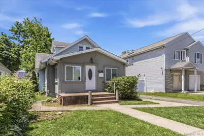 237 Rhodes Avenue, Hempstead, NY 11550 - Photo 2