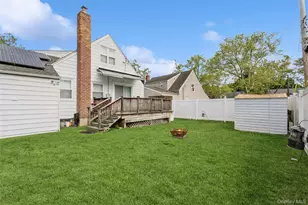 8 Cedarlawn Blvd, Valley Stream, NY 11580 - Photo 36