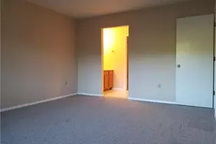 256 Heritage Ln, Monroe, NY 10950 - Photo 14