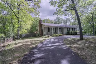 18 Southside Dr, Monroe, NY 10950 - Photo 2