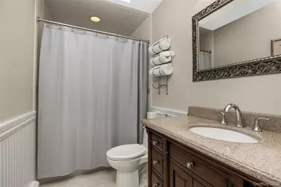 164 Pace Drive S, West Islip, NY 11795 - Photo 32