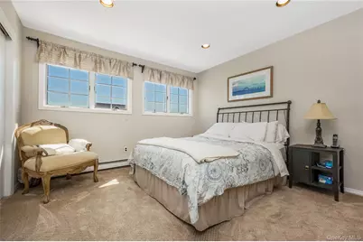 164 Pace Drive S, West Islip, NY 11795 - Photo 34