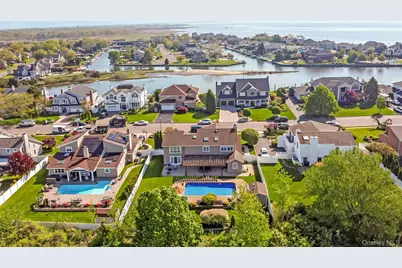 164 Pace Drive S, West Islip, NY 11795 - Photo 8